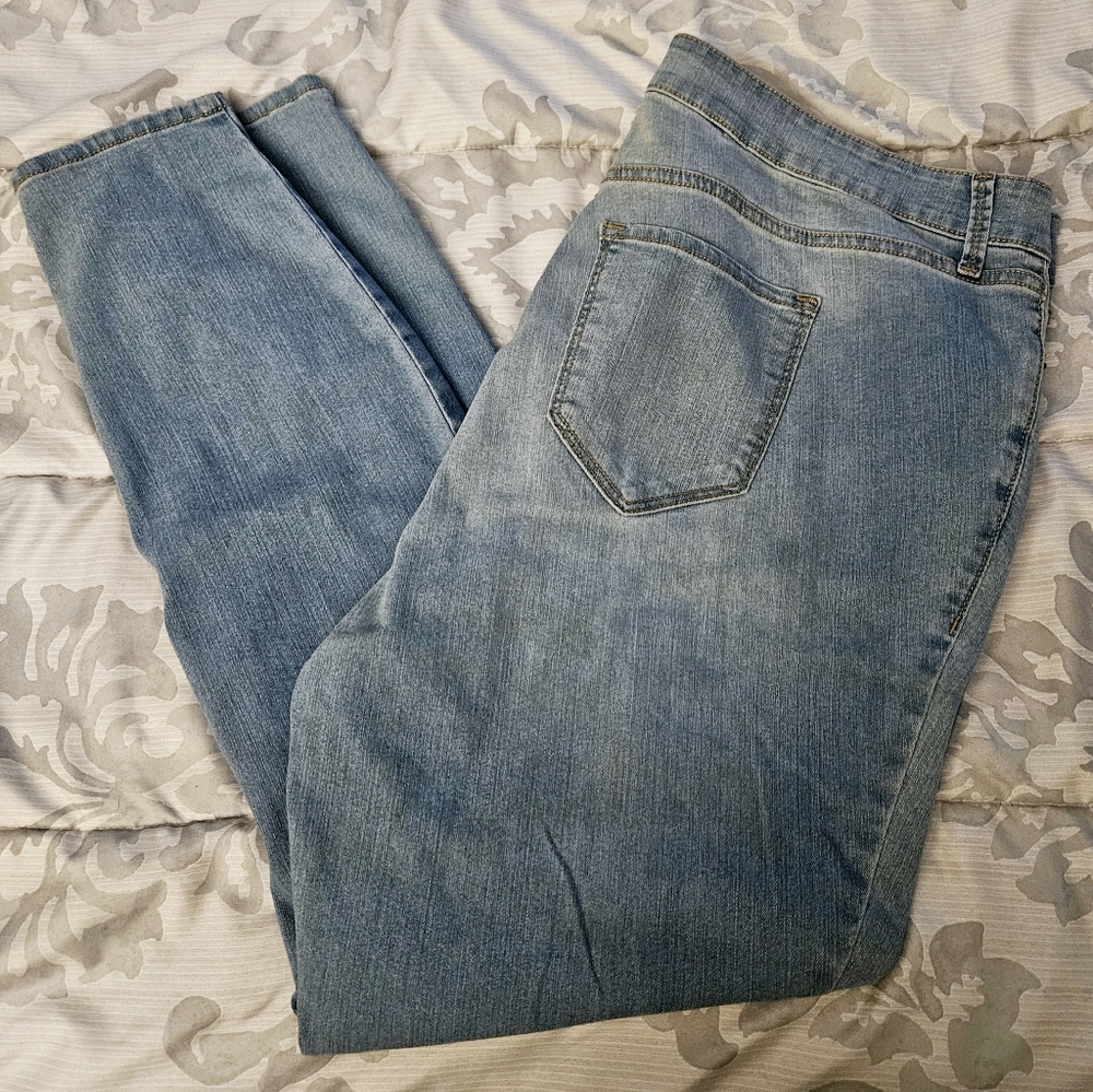 Old Navy Super Skinny Jeans